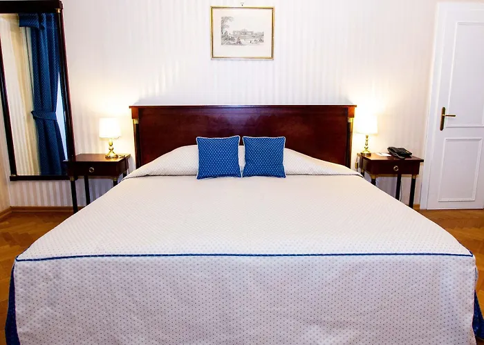 Hotel Ambassador