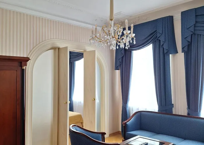Ambassador 5*