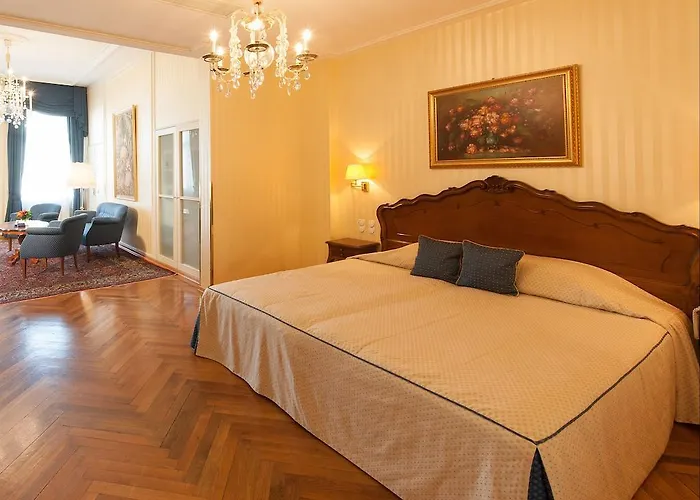 Hotel Ambassador 5*